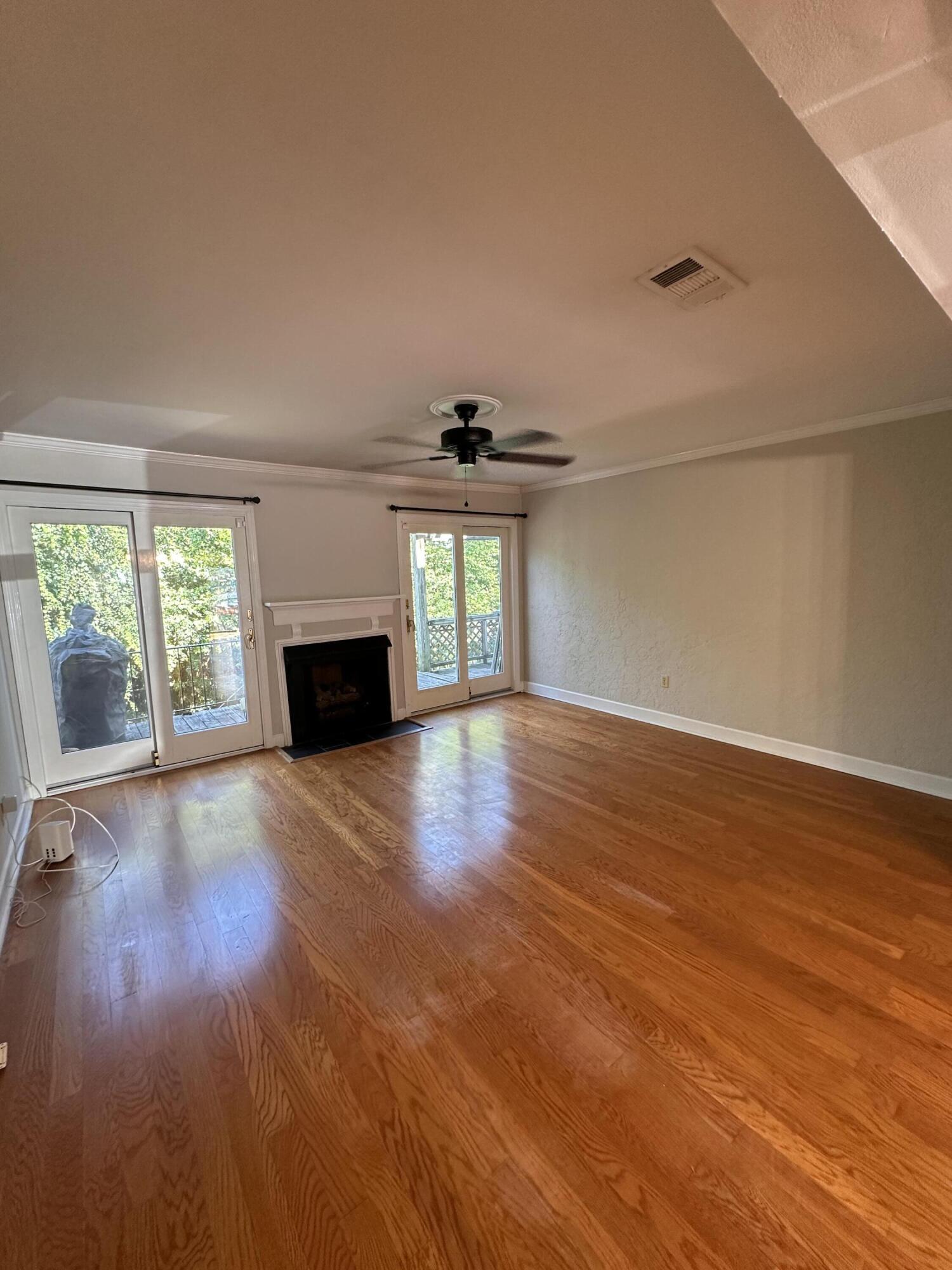 1010 Hickman Road Augusta, GA 30904 - Photo 6 of 10 Living room