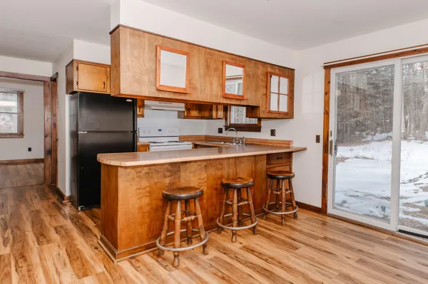 $274,900 | 468 New Vineyard Road, Farmington, ME 04938