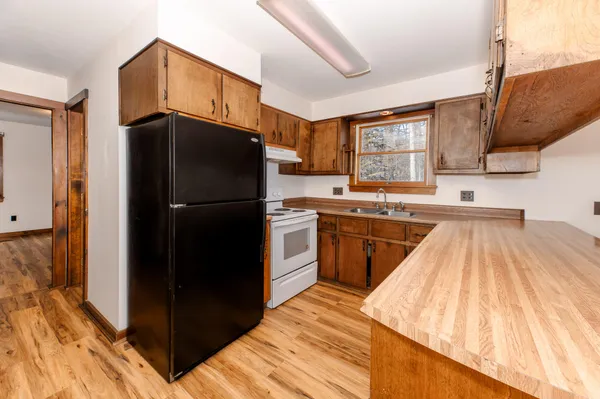 $274,900 | 468 New Vineyard Road, Farmington, ME 04938