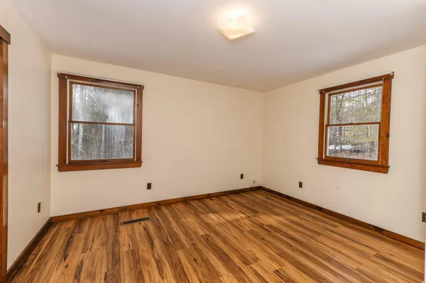 $274,900 | 468 New Vineyard Road, Farmington, ME 04938