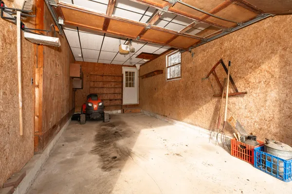 $274,900 | 468 New Vineyard Road, Farmington, ME 04938