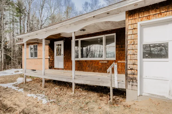 $274,900 | 468 New Vineyard Road, Farmington, ME 04938