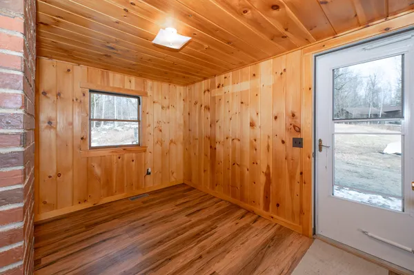 $274,900 | 468 New Vineyard Road, Farmington, ME 04938