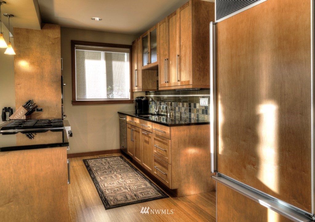 6801 Ripley Lane North Renton, WA 98056 - Photo 4 of 25