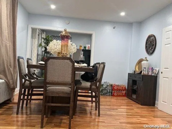 $949,000 | 1955 Andrews Avenue South | University Heights
