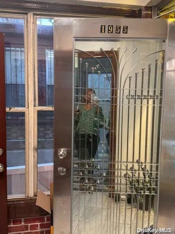 $999,000 | 1955 Andrews Avenue South | University Heights