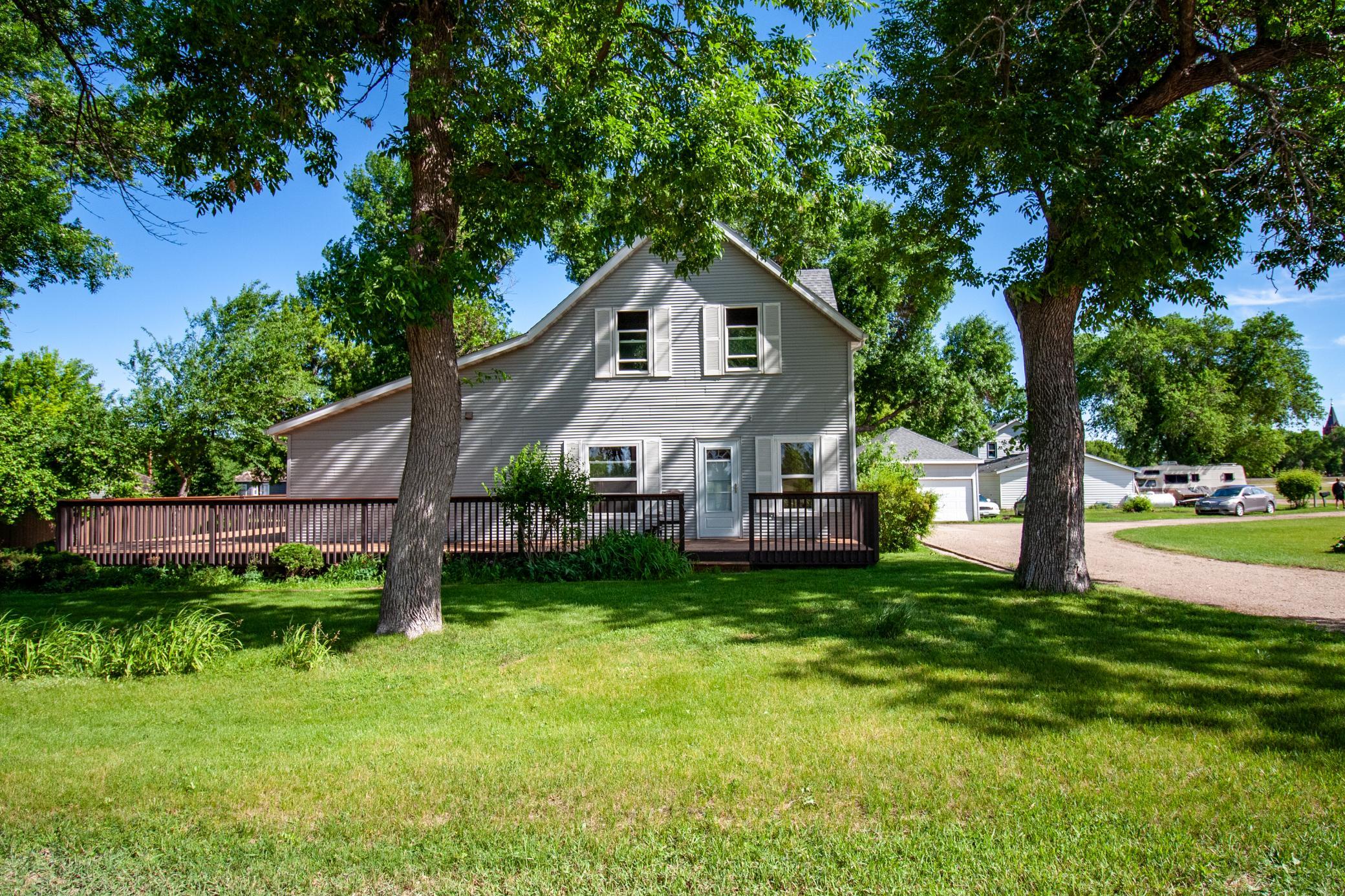 301 2nd Avenue Southwest Barnesville, MN 56514 - Photo 5 of 46
