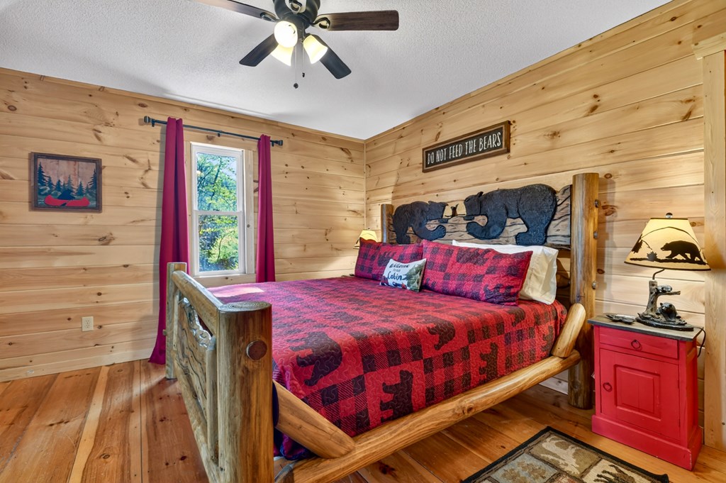 1831 Walnut Ridge Ellijay, GA 30536 - Photo 20 of 49 Main Level Primary bedroom
