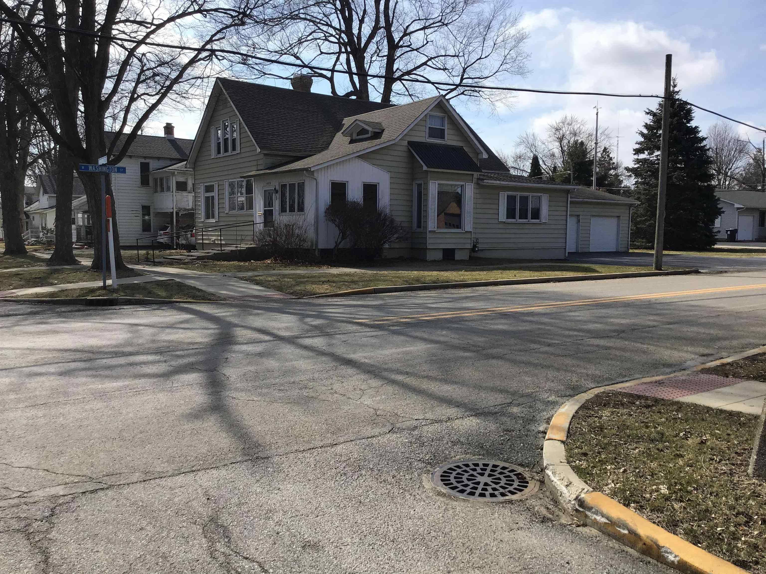 400 South Market Street Winamac, IN 46996 - Photo 1 of 24