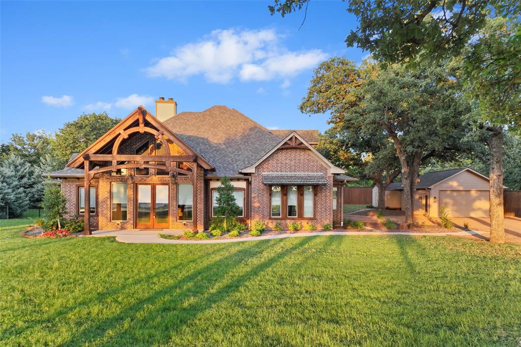 124 Garza Road Shady Shores, TX 76208 - Photo 4 of 40