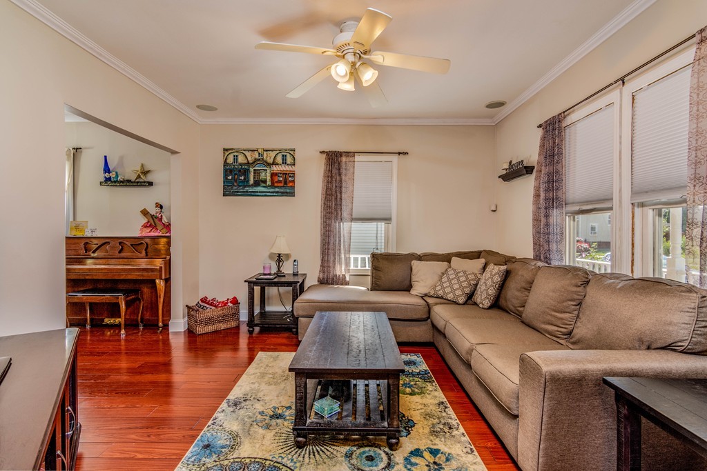 55 Oleander Street West Springfield, MA 01089 - Photo 4 of 26 Gallery Image 4