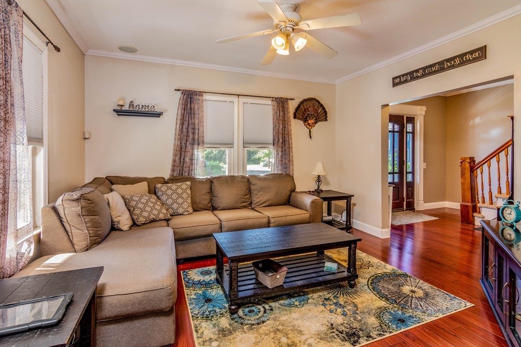 55 Oleander Street West Springfield, MA 01089 - Photo 5 of 26 Gallery Image 5