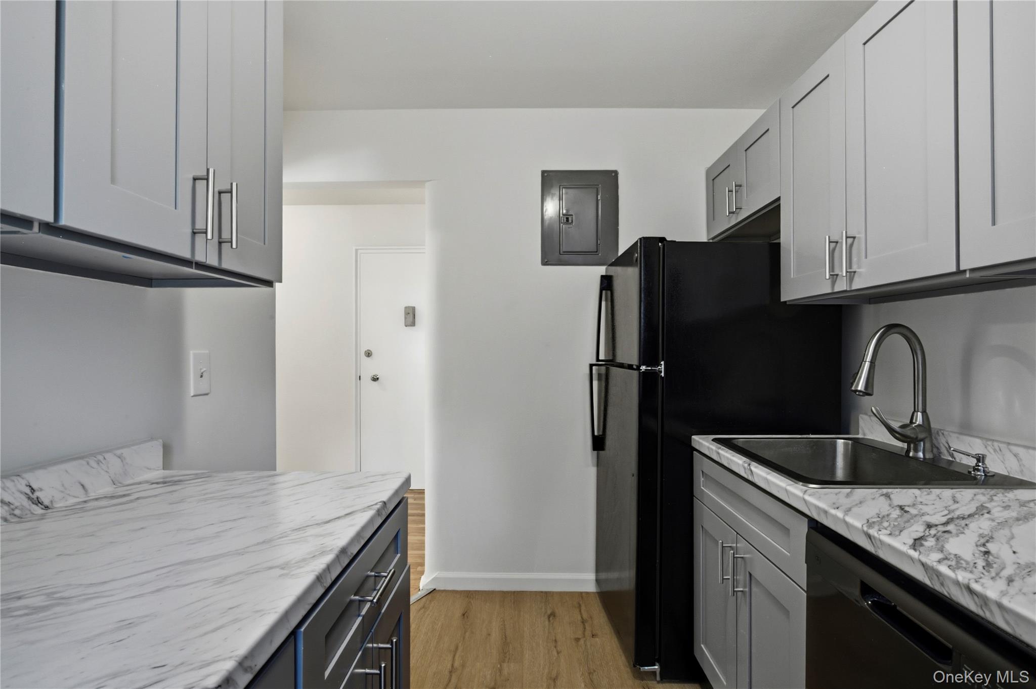 140 North Broadway, Unit O2 Irvington, NY 10533 - Photo 8 of 19