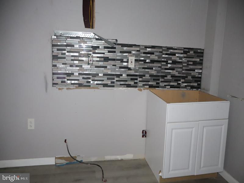 1753 North 27th Street Philadelphia, PA 19121 - Photo 36 of 38 a close view of kitchen appliances