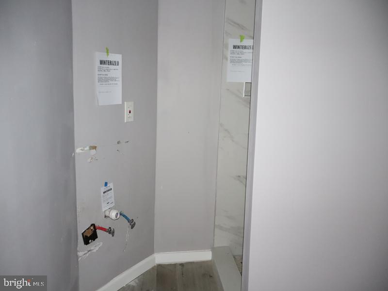 1753 North 27th Street Philadelphia, PA 19121 - Photo 9 of 38 a bathroom with a shower