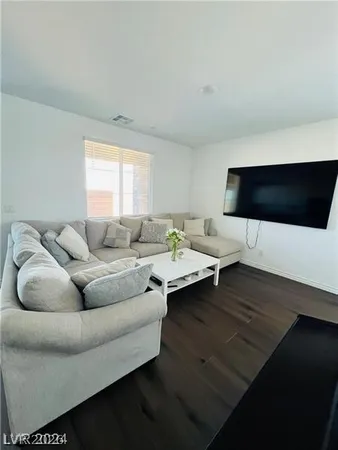 $2,300 | 3284 Viola Hills Avenue, Henderson, NV 89044