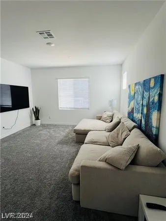 $2,300 | 3284 Viola Hills Avenue, Henderson, NV 89044