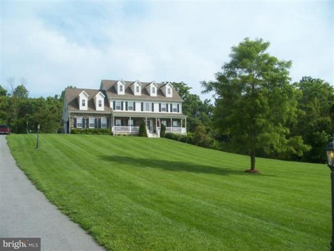 Exterior (Main)