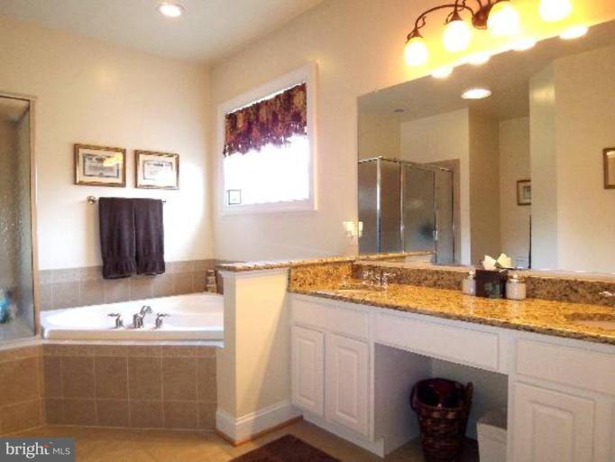 203 Fantasia Road Inwood, WV 25428 - Photo 25 of 30 Master Bath