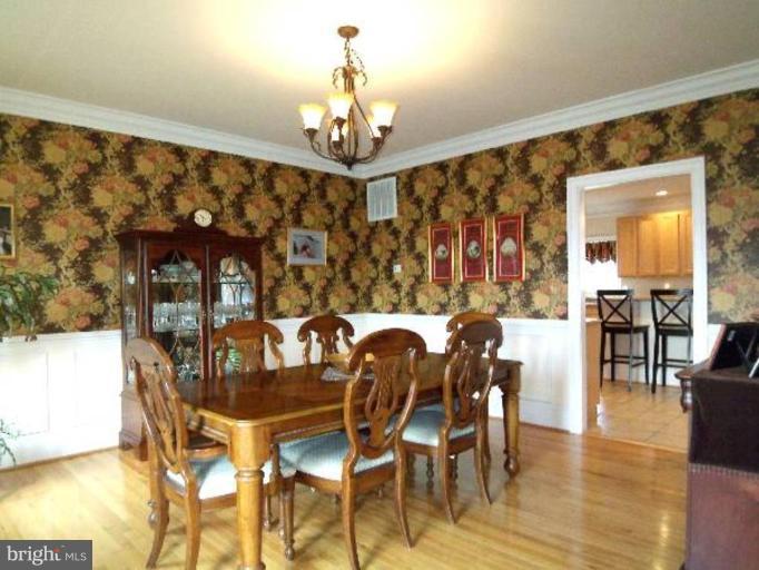 203 Fantasia Road Inwood, WV 25428 - Photo 9 of 30 Dining Room