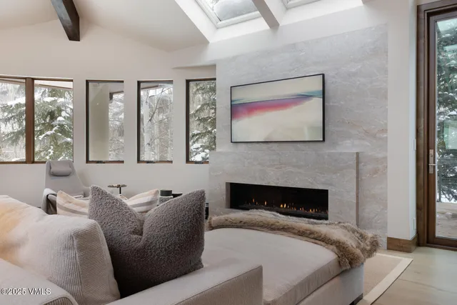 $6,800,000 | 1454 Greenhill Court, Unit E, Vail, CO 81657