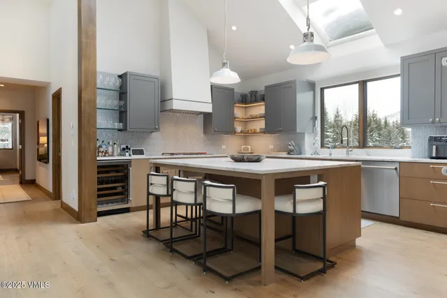 $6,800,000 | 1454 Greenhill Court, Unit E, Vail, CO 81657