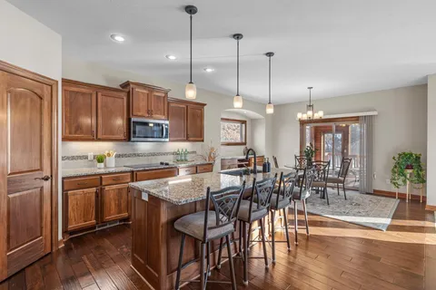 $749,900 | 19541 Yellowpine Street Northwest, Oak Grove, MN 55011