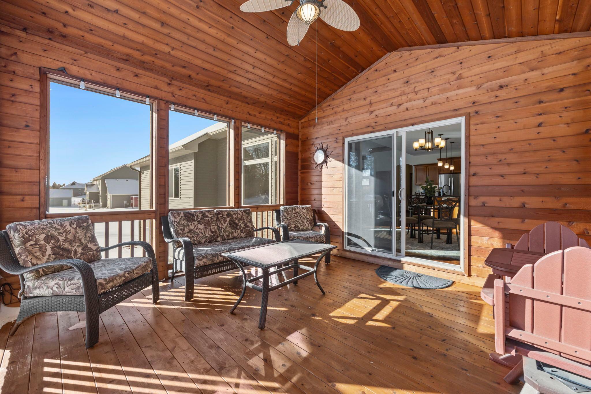 19541 Yellowpine Street Northwest Oak Grove, MN 55011 - Photo 16 of 65