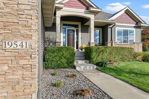 $749,900 | 19541 Yellowpine Street Northwest, Oak Grove, MN 55011