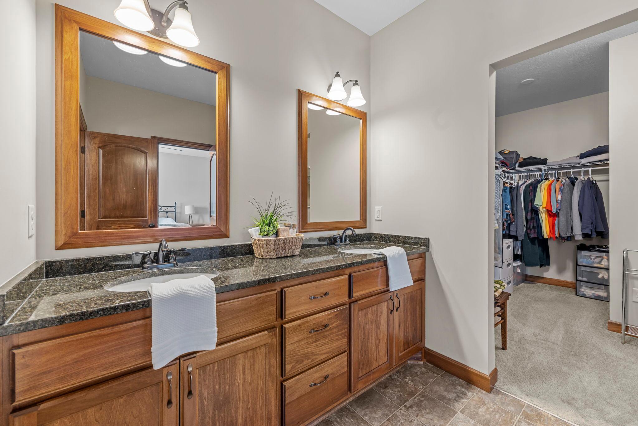 19541 Yellowpine Street Northwest Oak Grove, MN 55011 - Photo 22 of 65