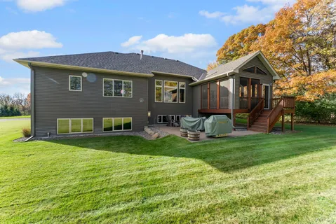 $749,900 | 19541 Yellowpine Street Northwest, Oak Grove, MN 55011