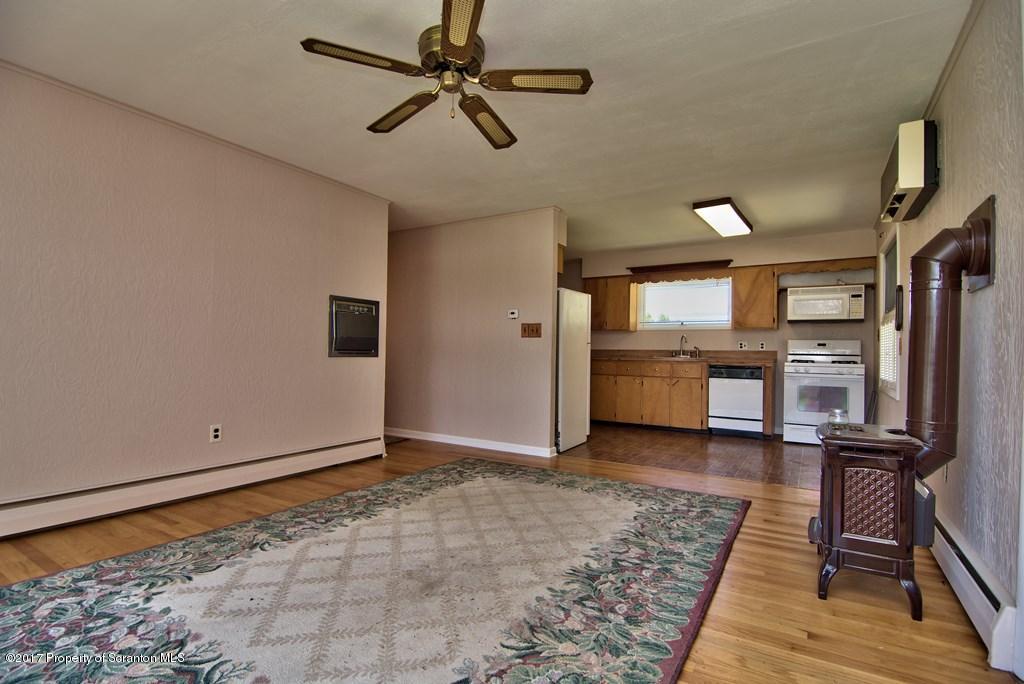 1531-1533 Layton Road Clarks Summit, PA 18411 - Photo 11 of 43 Gallery Image 11