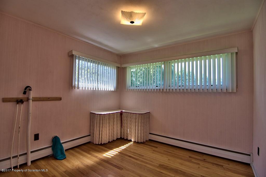1531-1533 Layton Road Clarks Summit, PA 18411 - Photo 15 of 43 Gallery Image 15