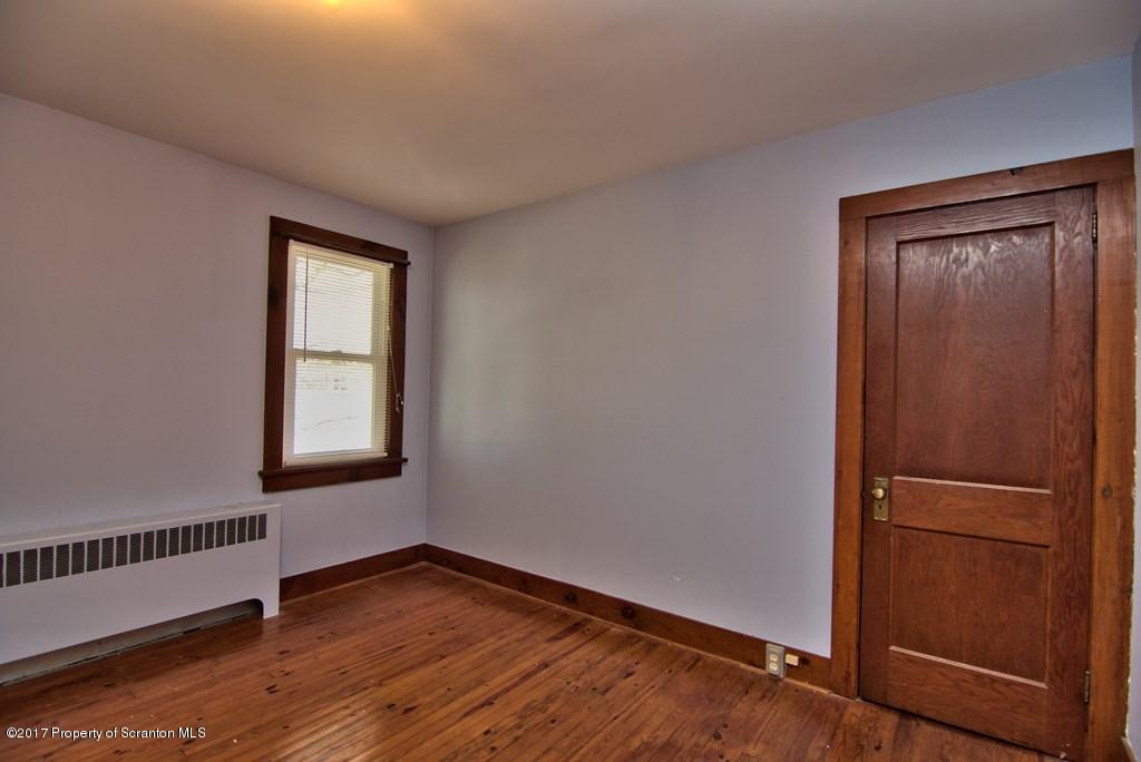1531-1533 Layton Road Clarks Summit, PA 18411 - Photo 36 of 43 Gallery Image 36