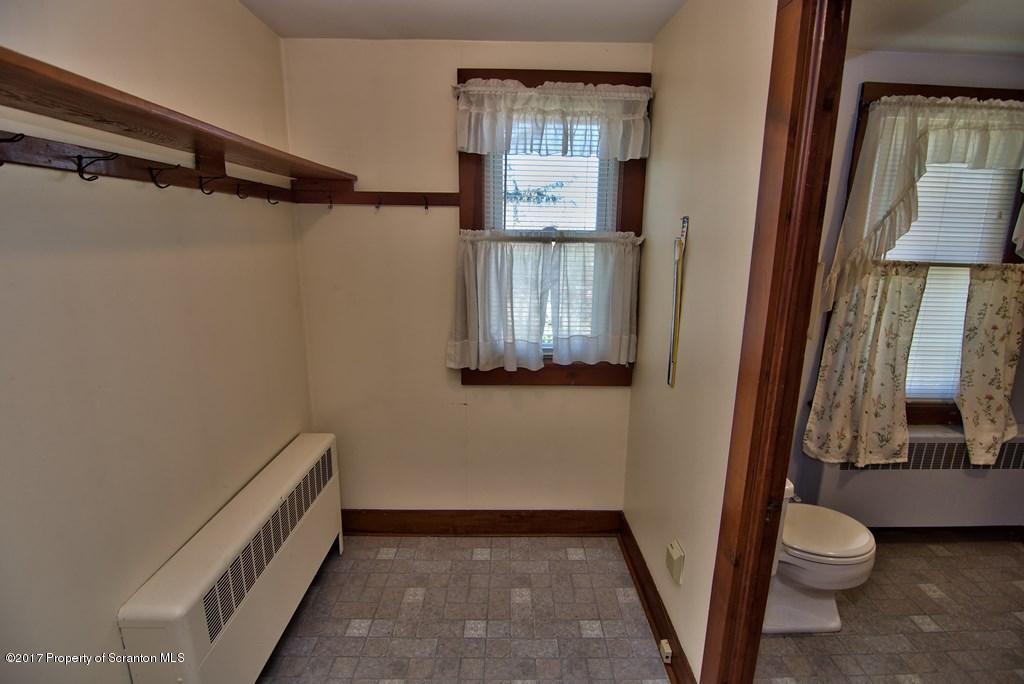 1531-1533 Layton Road Clarks Summit, PA 18411 - Photo 38 of 43 Gallery Image 38
