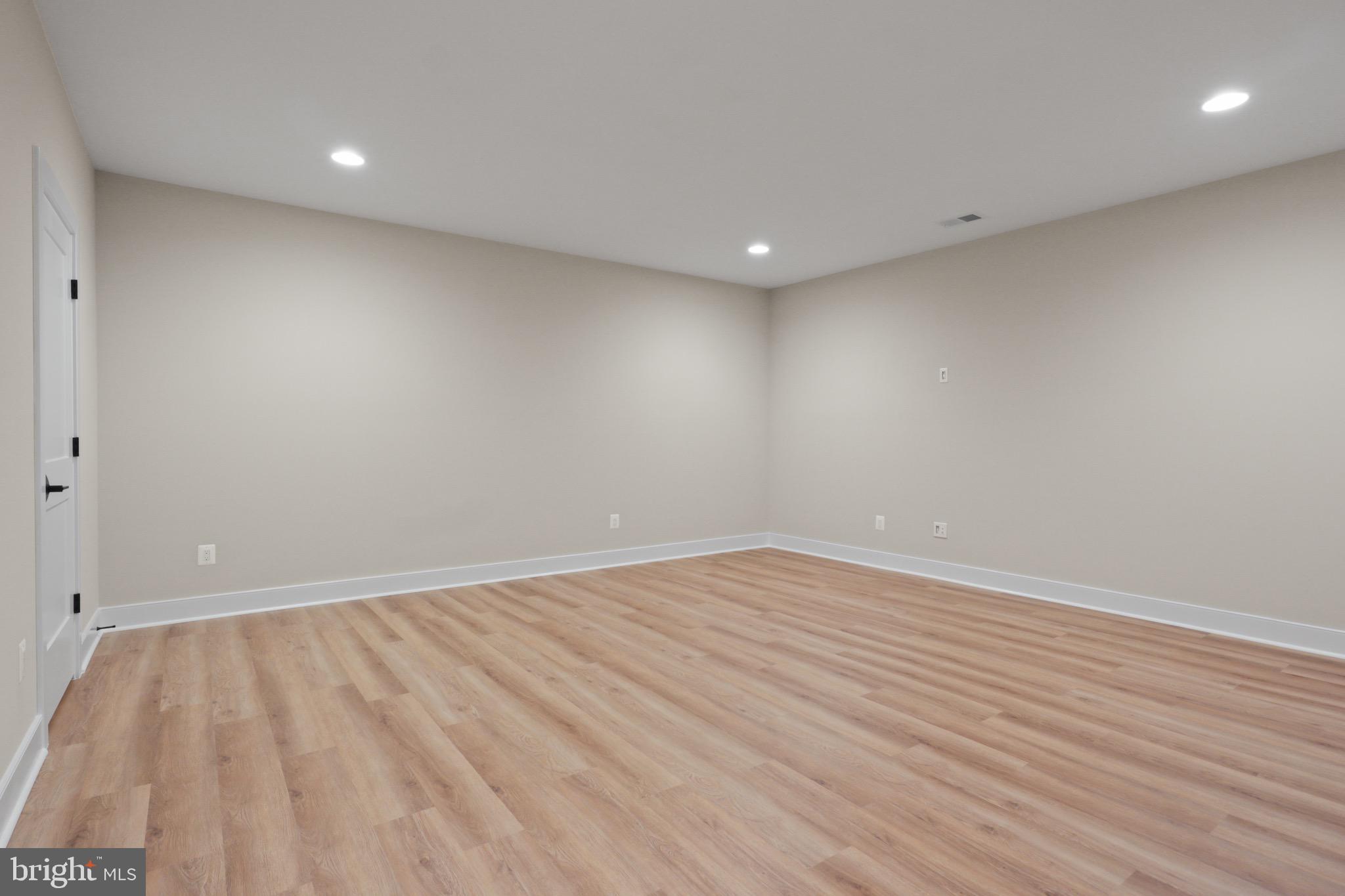 1749 Beulah Road Vienna, VA 22182 - Photo 88 of 88 a view of empty room