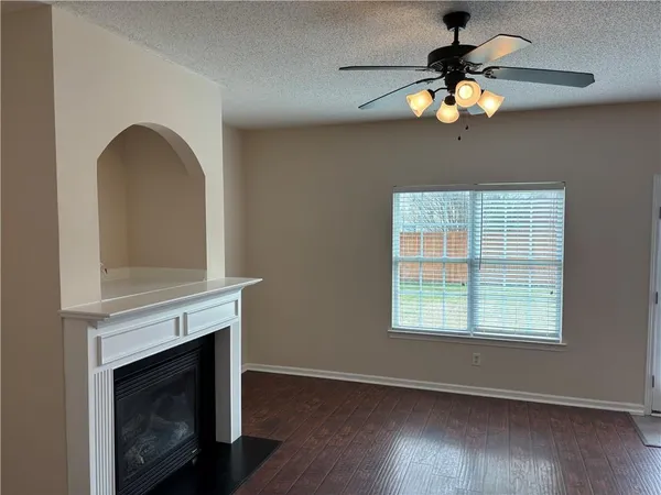 $1,800 | 13 Cottage Trace Northwest, Cartersville, GA 30121