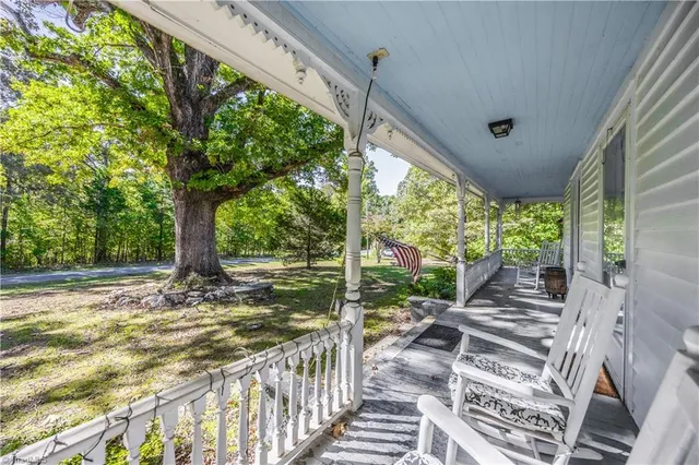 $200,000 | 2967 Wayne White Road, Climax, NC 27233