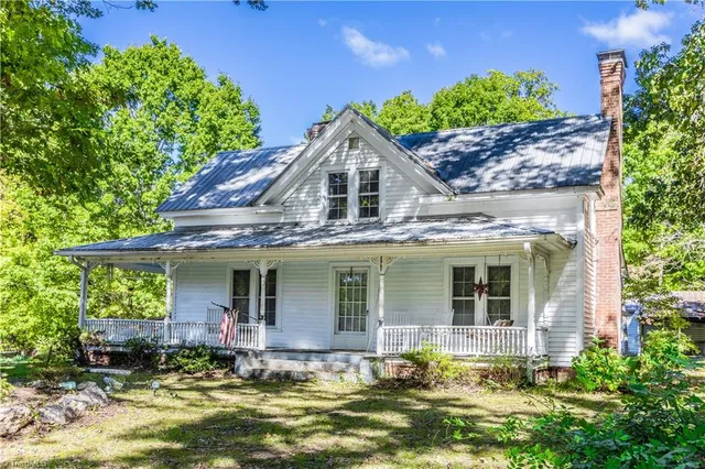 $200,000 | 2967 Wayne White Road, Climax, NC 27233