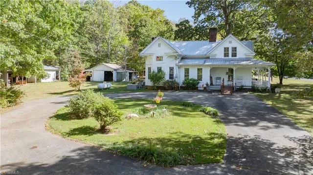 $200,000 | 2967 Wayne White Road, Climax, NC 27233