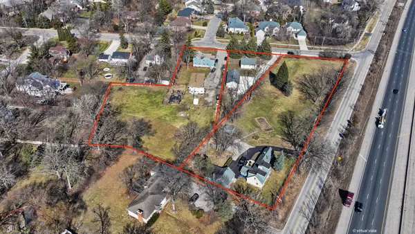 $600,000 | 325 Oldfield Road, Darien, IL 60561