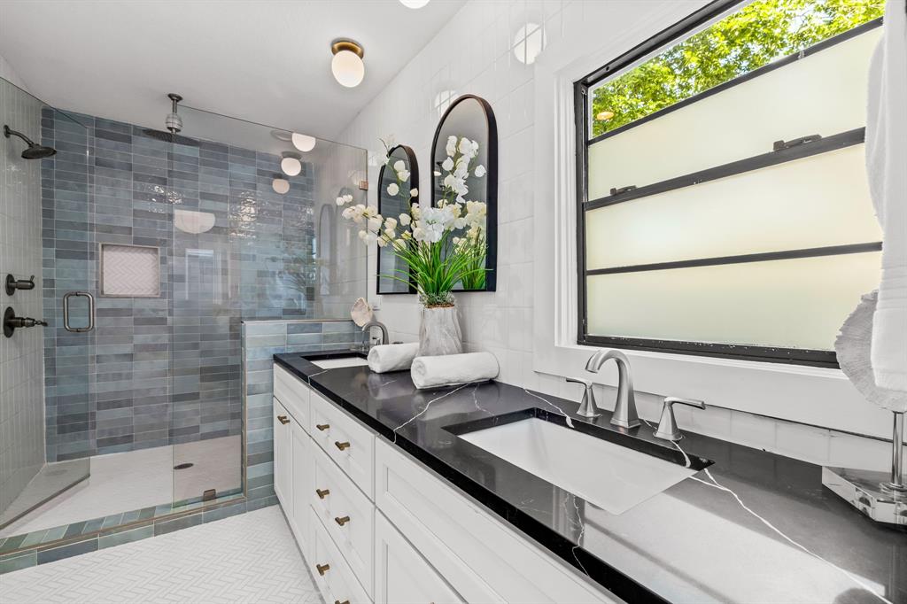 4803 Reiger Avenue Dallas, TX 75246 - Photo 16 of 32