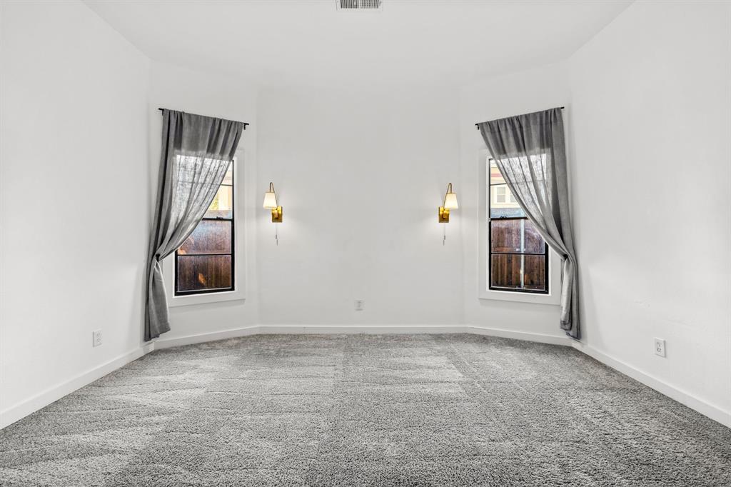 4803 Reiger Avenue Dallas, TX 75246 - Photo 20 of 32