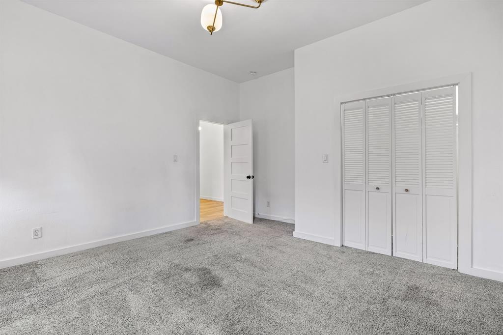 4803 Reiger Avenue Dallas, TX 75246 - Photo 21 of 32