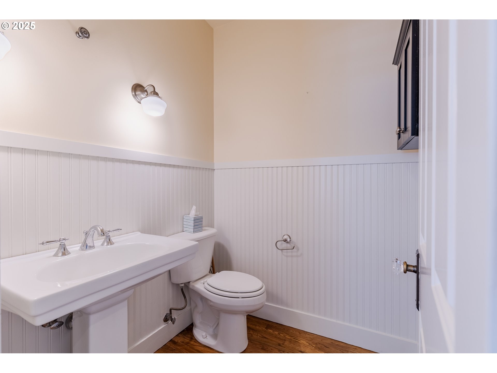 7140 Jake Road Klamath Falls, OR 97601 - Photo 10 of 47 a bathroom with a sink a toilet and a mirror
