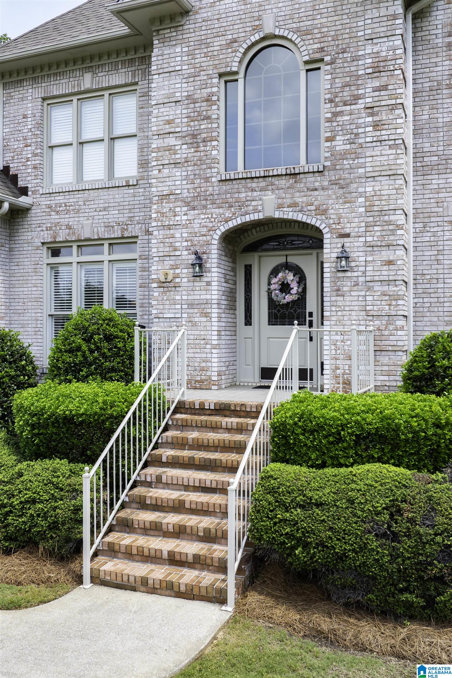 8117 Castlehill Road Birmingham, AL 35242 - Photo 4 of 59