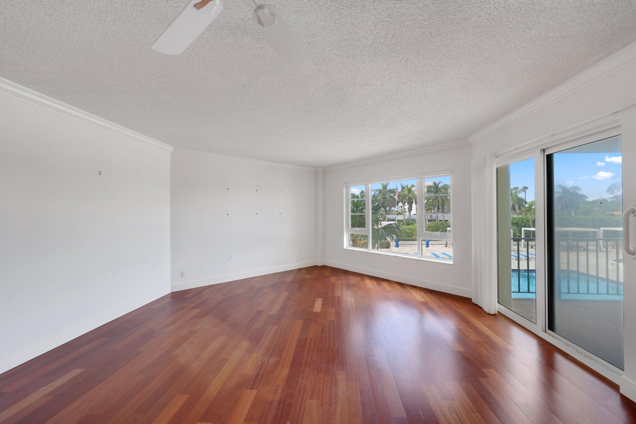 50 E Road, Unit 3G Delray Beach, FL 33483 - Photo 12 of 46 Living Area with Views