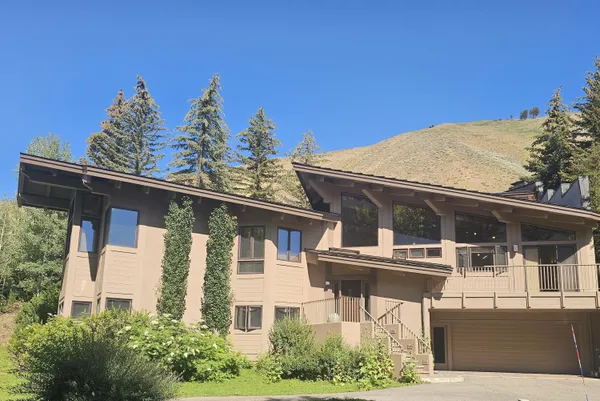 $4,995,000 | 110 Georginia Road, Ketchum, ID 83340
