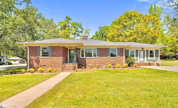 $344,000 | 311 Blue Ridge Avenue, Belton, SC 29627