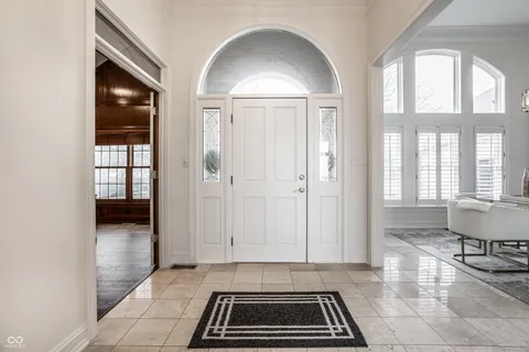 $1,249,000 | 9889 Summerlakes Drive, Carmel, IN 46032